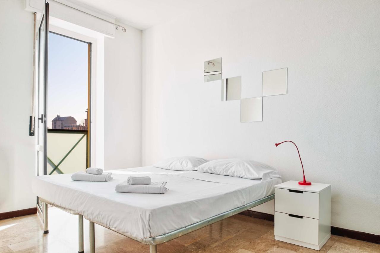 Apartmán Luvi - Alzaia Naviglio Pavese Milán Exteriér fotografie